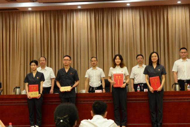 微信图片_20220815094015.png 微信图片_20220815094015.png